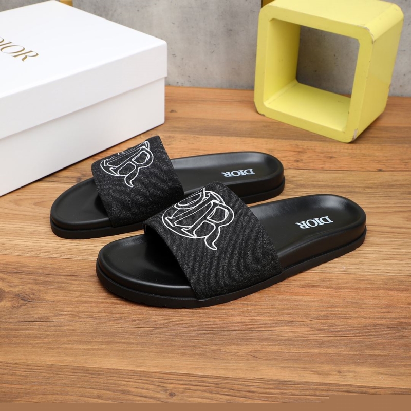 ch**an D*or slippers